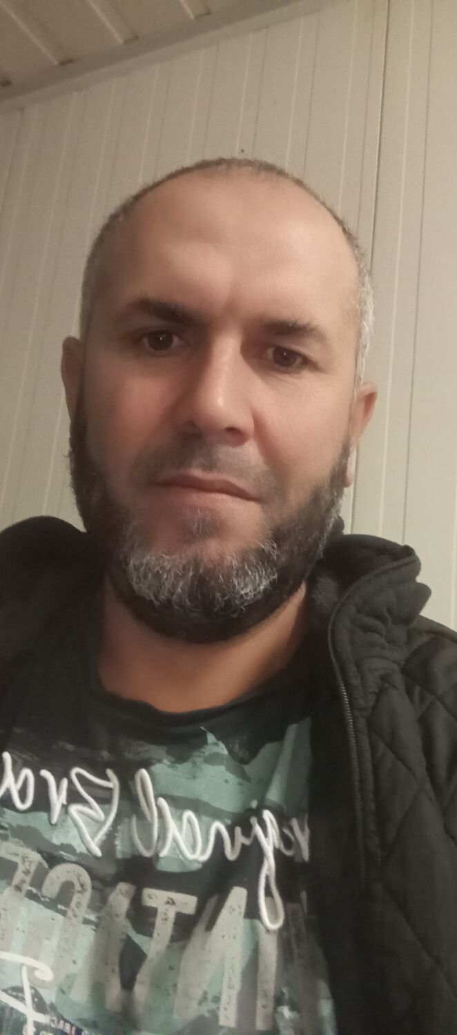  46472478  Aslam, 43 ,    