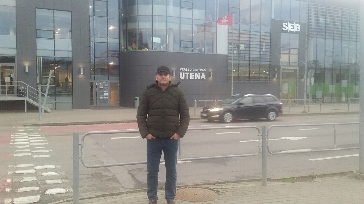  21560218  Fuad, 38 ,    