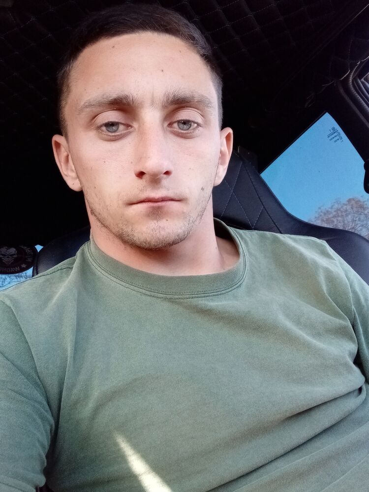  42752348  , 25 ,    