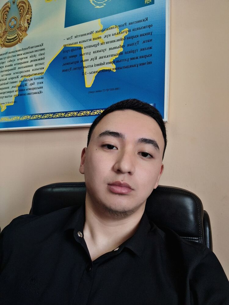  33479848  , 24 ,    