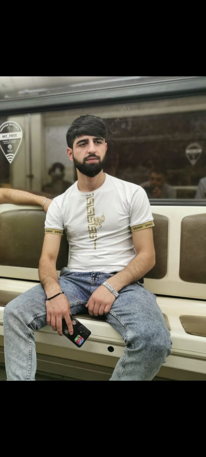  27886298  Xasan, 25 ,    