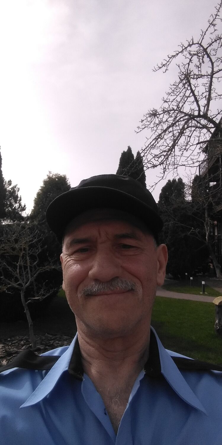  ,   Ivan, 68 ,   ,   , c 