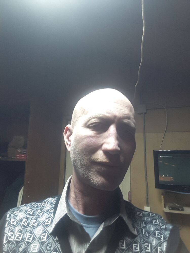  31670858  , 45 ,    