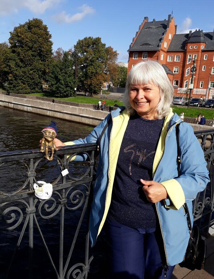  46977308  Svetlana, 59 ,    