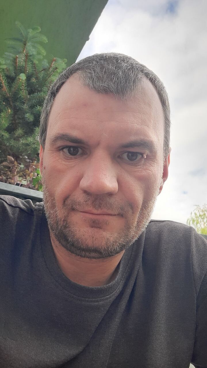  30807238  , 44 ,    