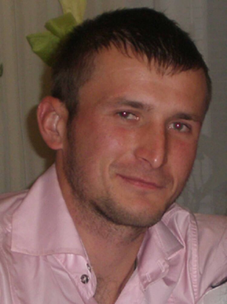  ,   Alex, 41 ,   ,   , c 