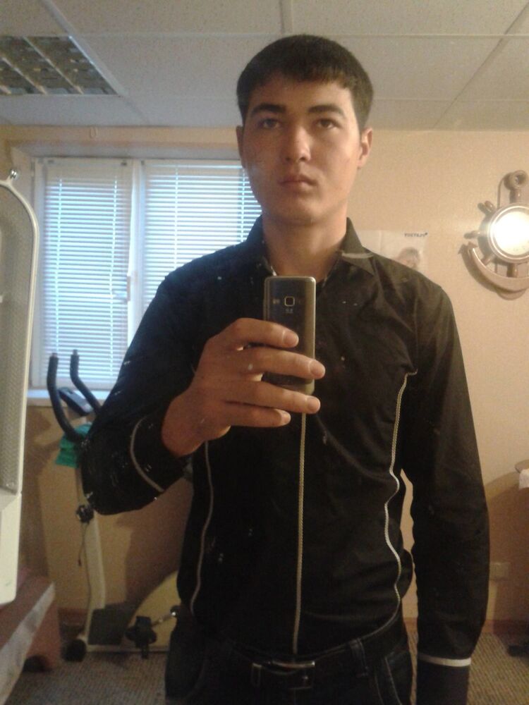  ,   MAGAMED, 32 ,     , c 