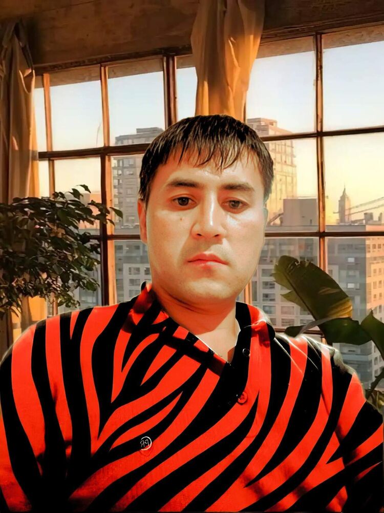  40663418  Azizjon, 42 ,    