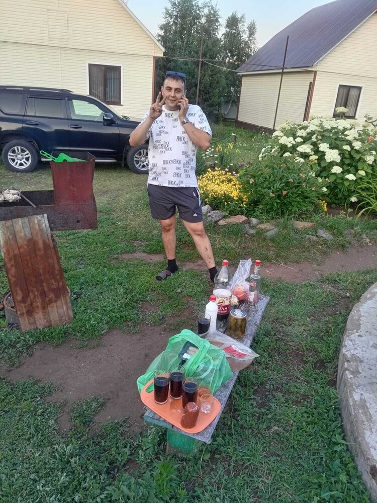  37124498  , 32 ,    -