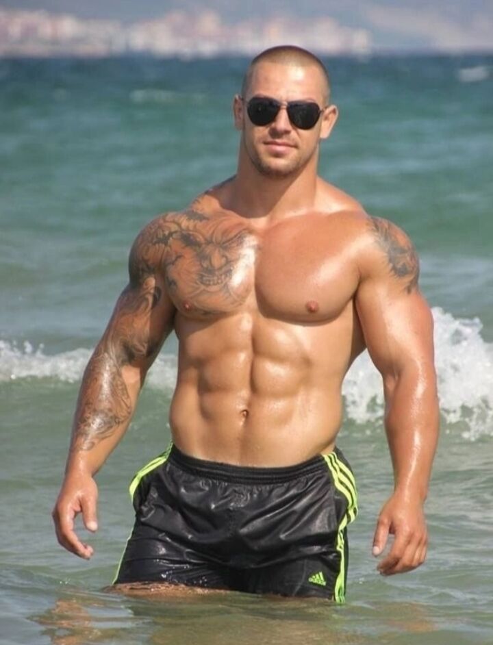  ,   Igor, 32 ,   , 