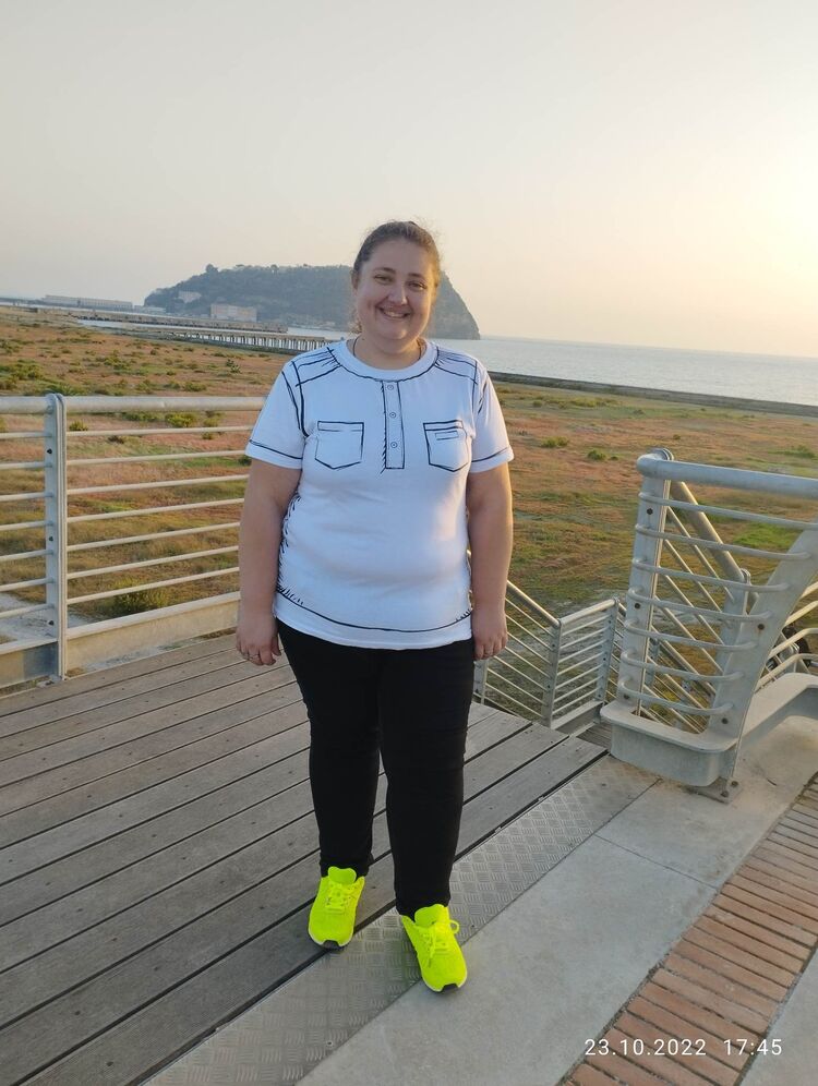  ,   Albina, 33 ,     , c 