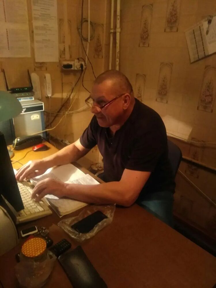  ,   Stefan, 64 ,   c 