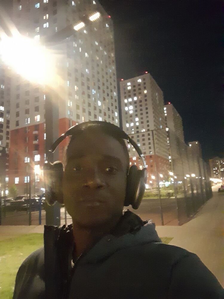  ,   Ebenezer, 33 ,   ,   