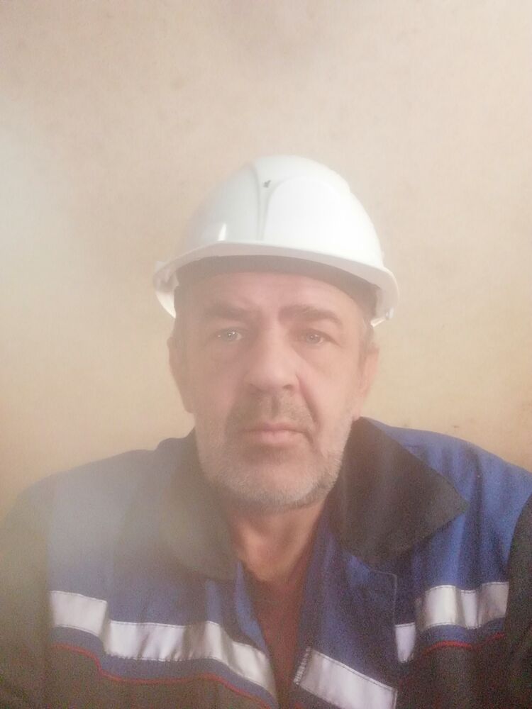  39298258  , 52 ,     