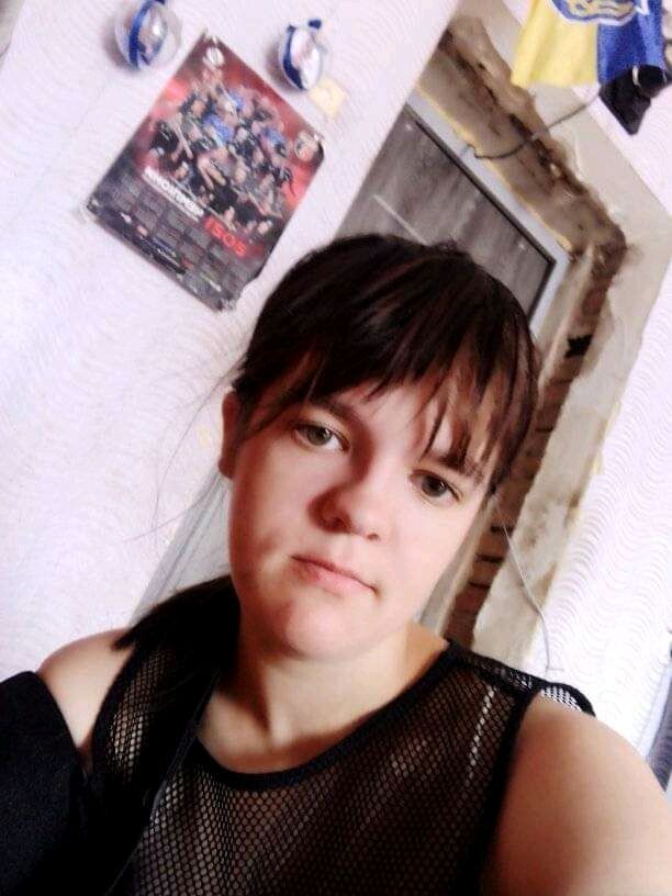  48545158  , 19 ,    