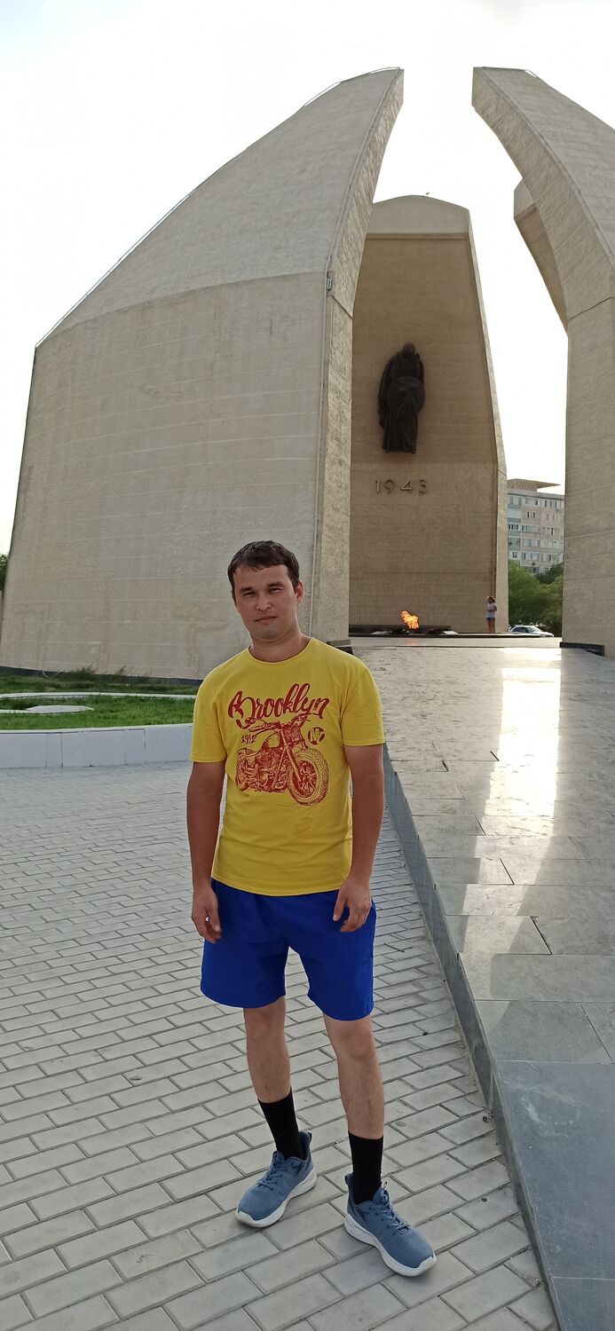  28678888  Ruslan, 33 ,    