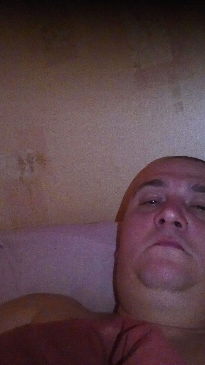  8090418  Sergei, 46 ,    