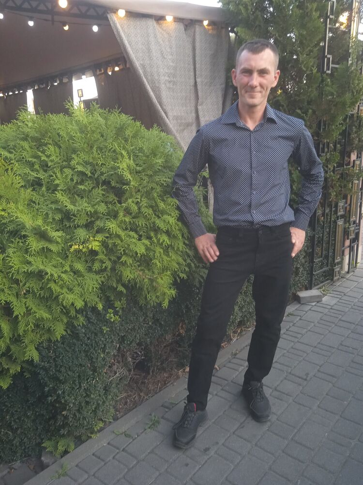  43540468  Kostya, 35 ,    