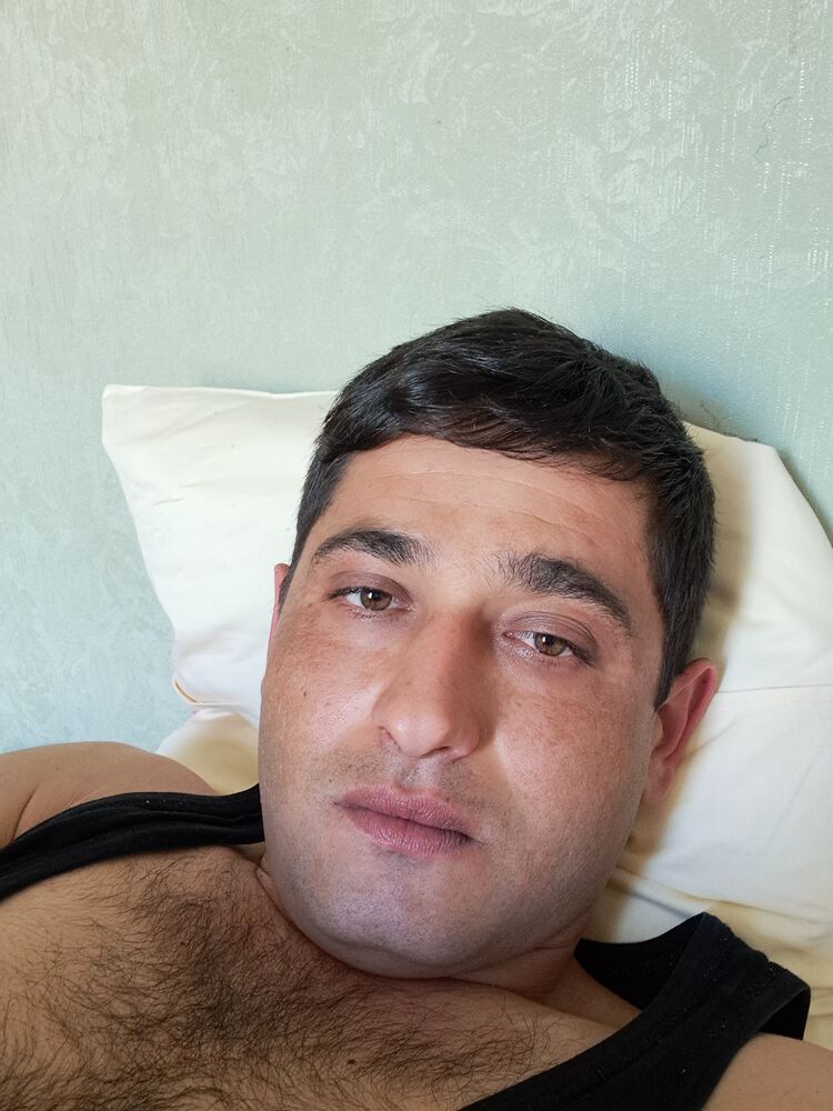  33895378  Sevak, 33 ,    