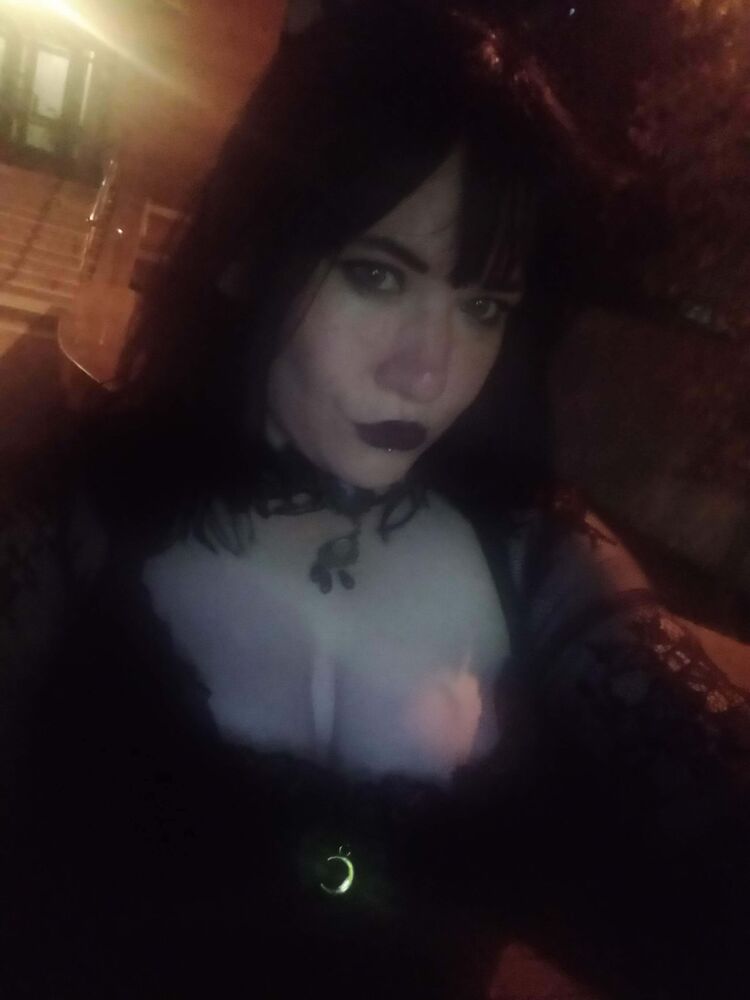  51492718  Holly, 28 ,    Tel Aviv-Yafo