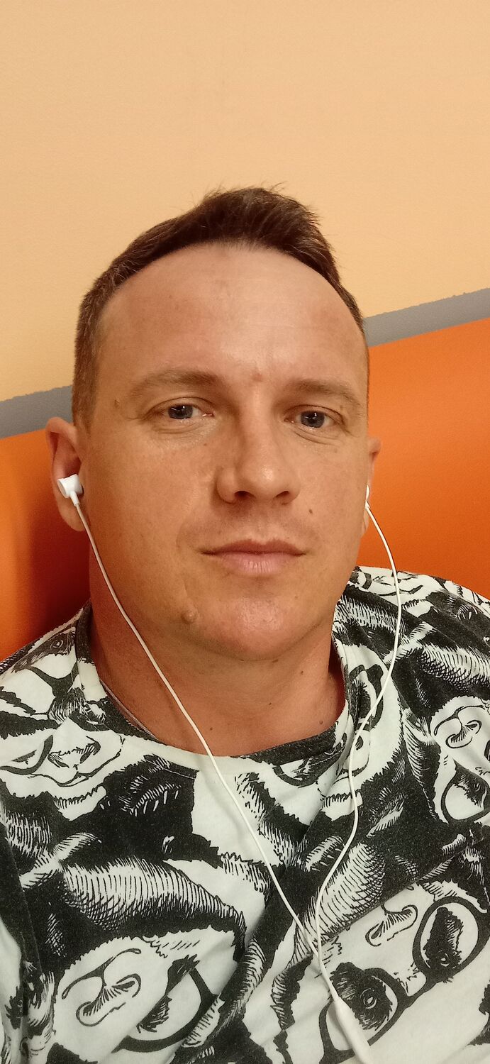  37546238  , 40 ,    