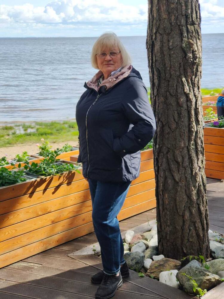  53326698  , 73 ,    -