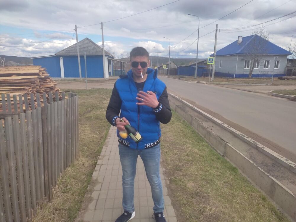  29907478  , 37 ,    