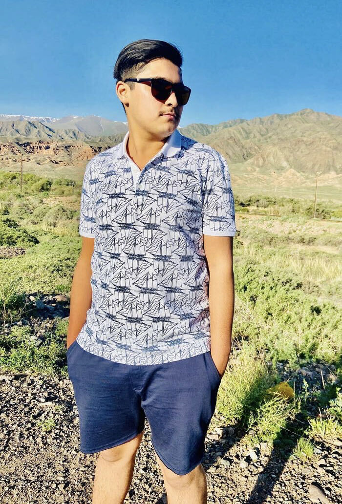  24137248  AHMED KHAN, 24 ,    