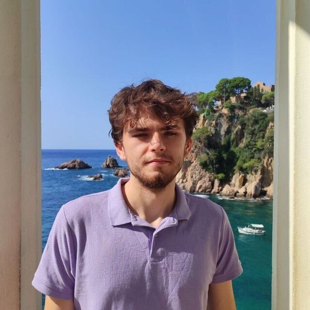  53694158  Alexandr, 24 ,    