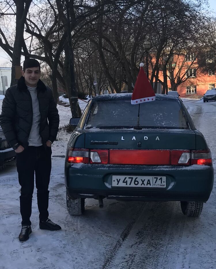  41327098  Hovo, 23 ,    