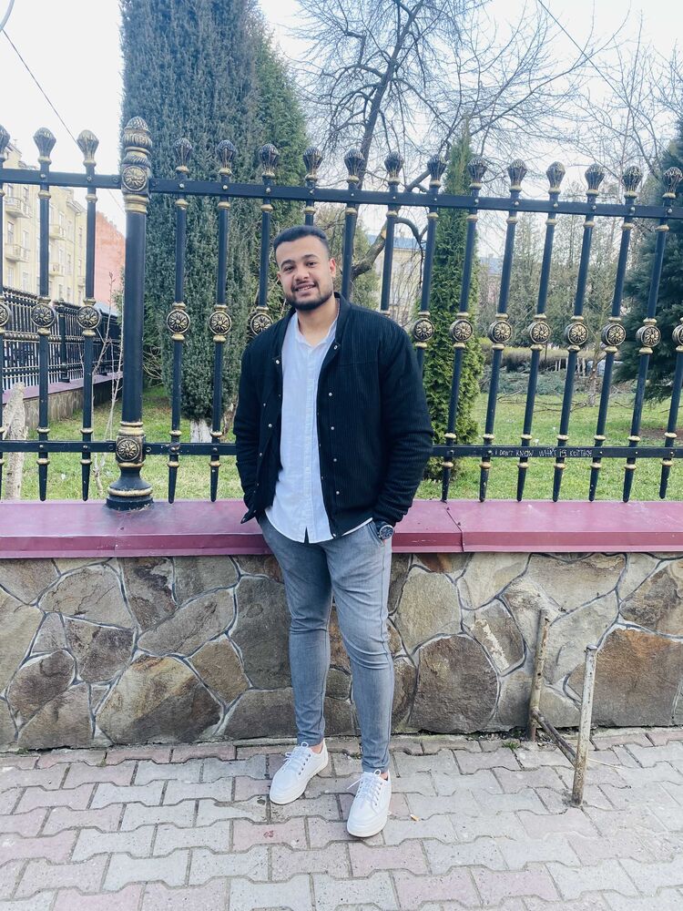  ,   Ahmed, 27 ,   ,   