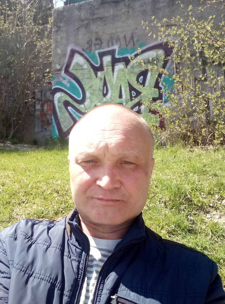  25050178  , 48 ,    