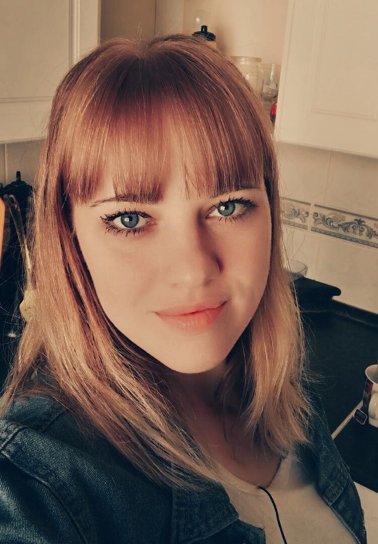  31637988  , 37 ,    -