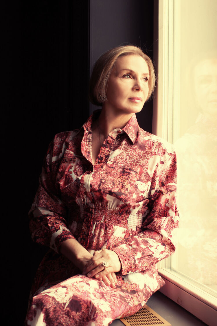  53712678  , 64 ,    -