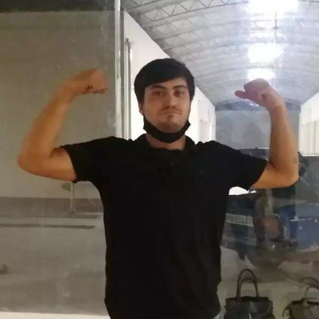  22870358  , 34 ,    