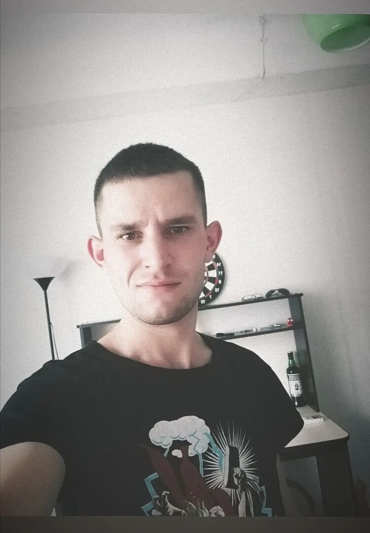  ,   Serzh, 33 ,   ,   , c 