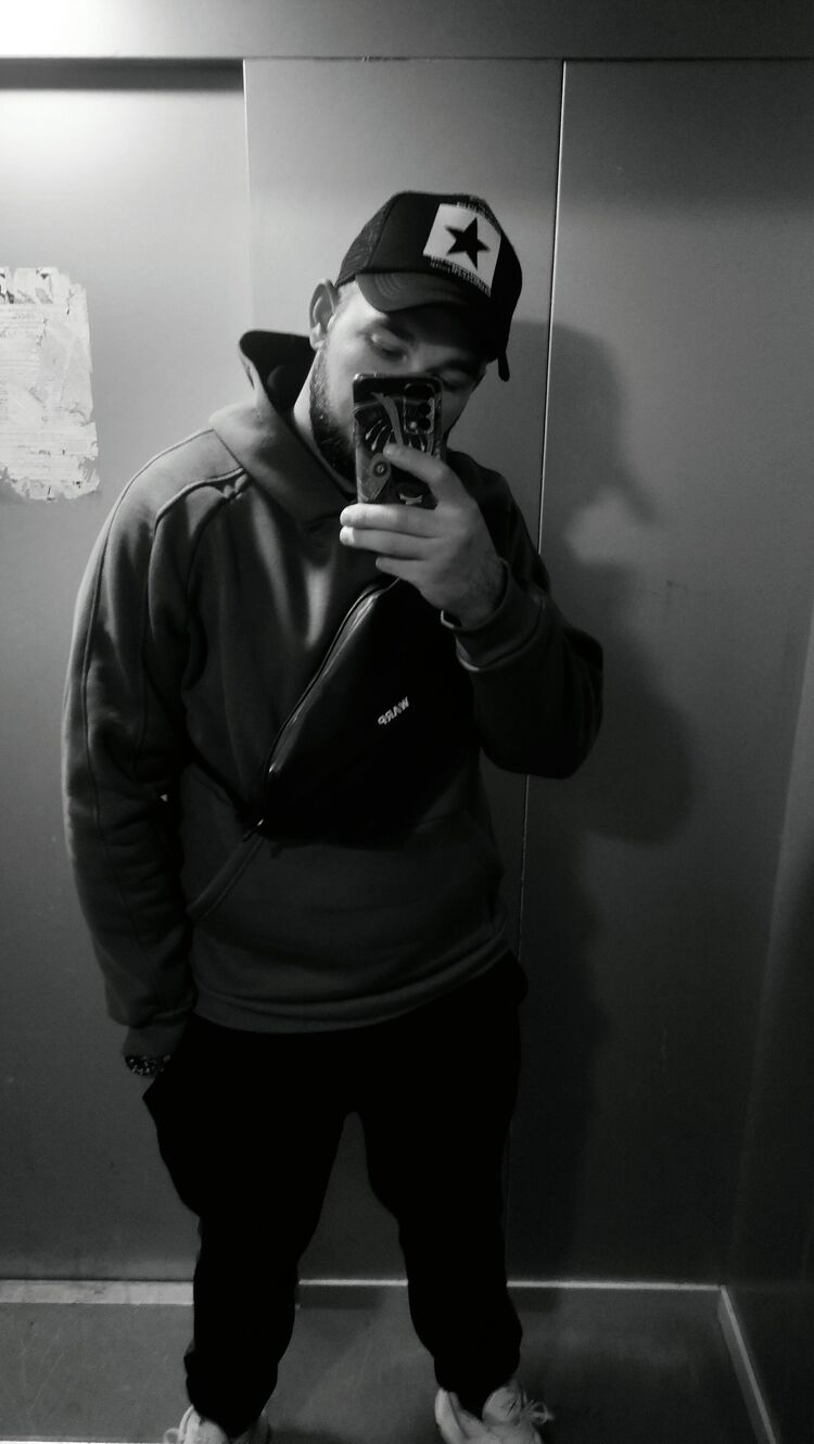  47361858  , 28 ,    
