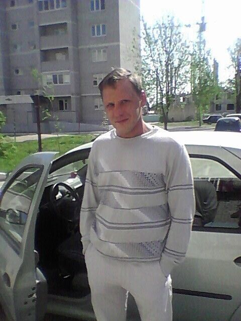  ,   Dmitrij, 47 ,   ,   , c , 