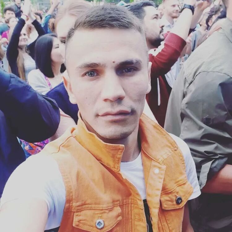  ,   Bekhzod, 32 ,   ,   