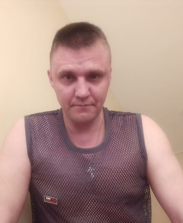  43747938  , 44 ,    