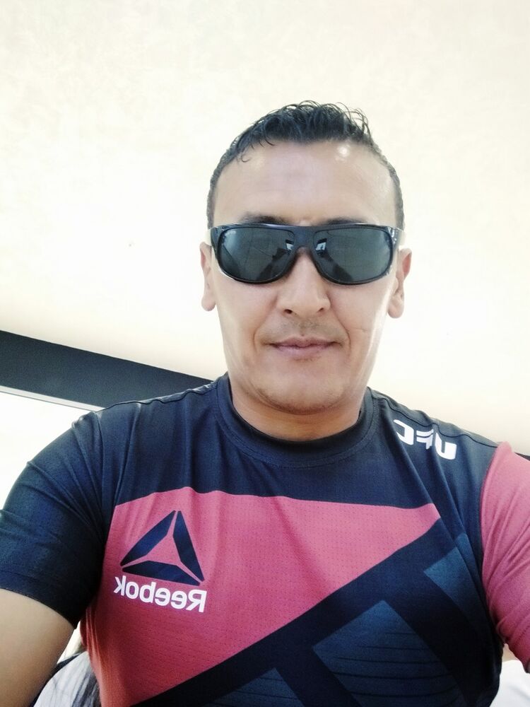  ,   Bek, 40 ,   ,   , c , 