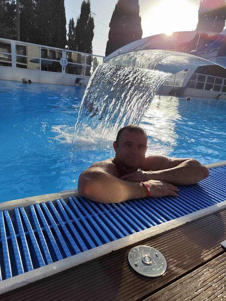  49777608  Vitaly, 41 ,    