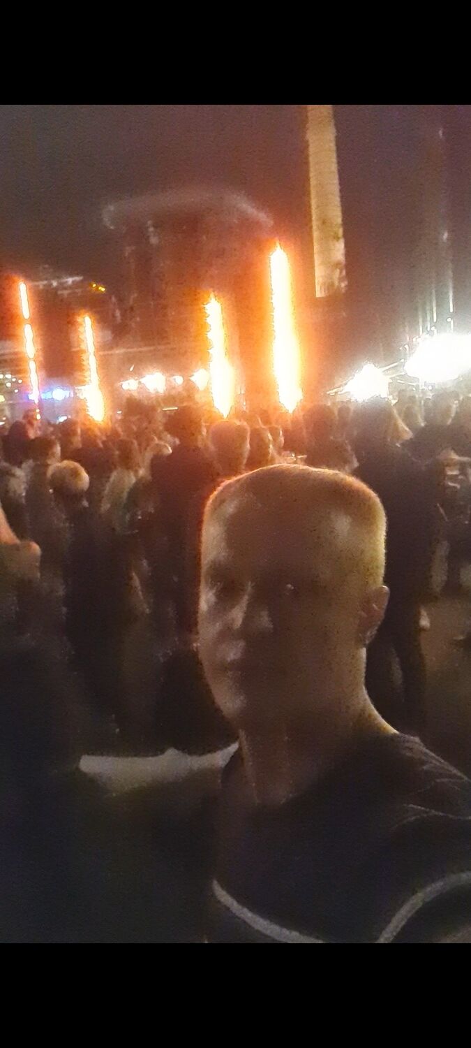 -,   , 44 ,  