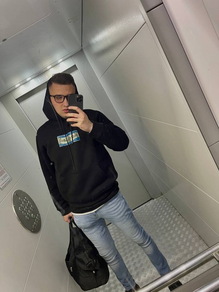  ,   , 28 ,   ,   