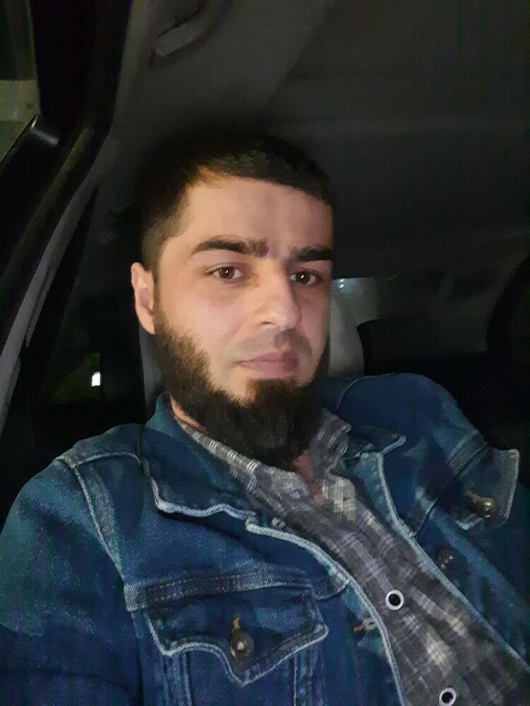  ,   Rasul, 37 ,   ,   