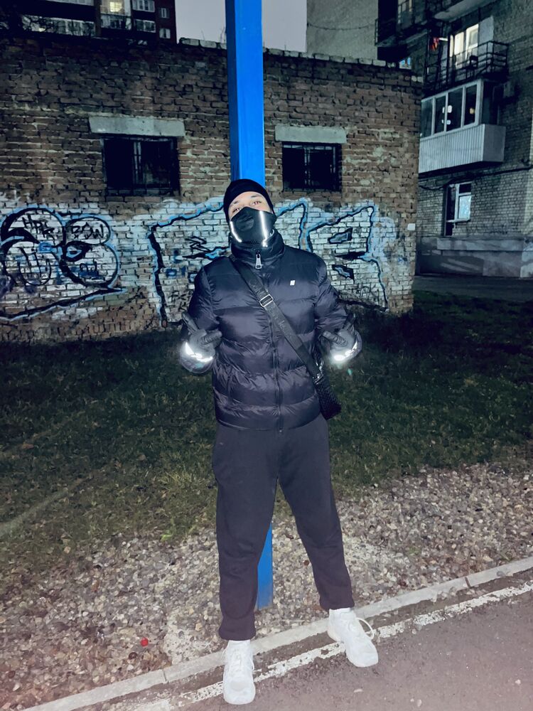  54749478  Zaalouni, 21 ,    -