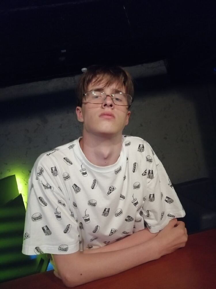  27624928  Dmitry, 22 ,    