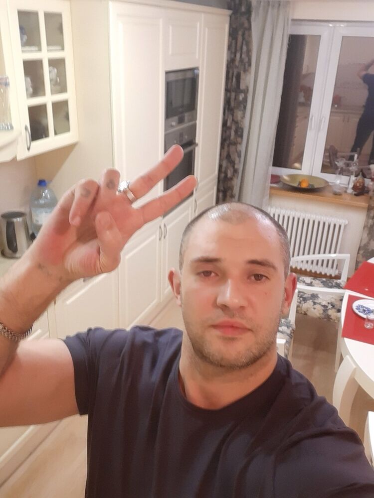  18946748  , 40 ,    -