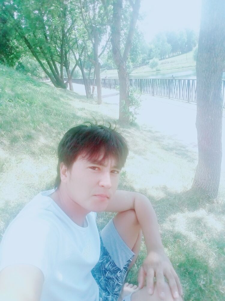  ,   Ali, 32 ,   ,   , c 