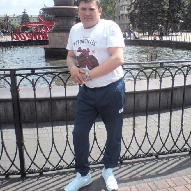  37706478  Denyukov, 45 ,    
